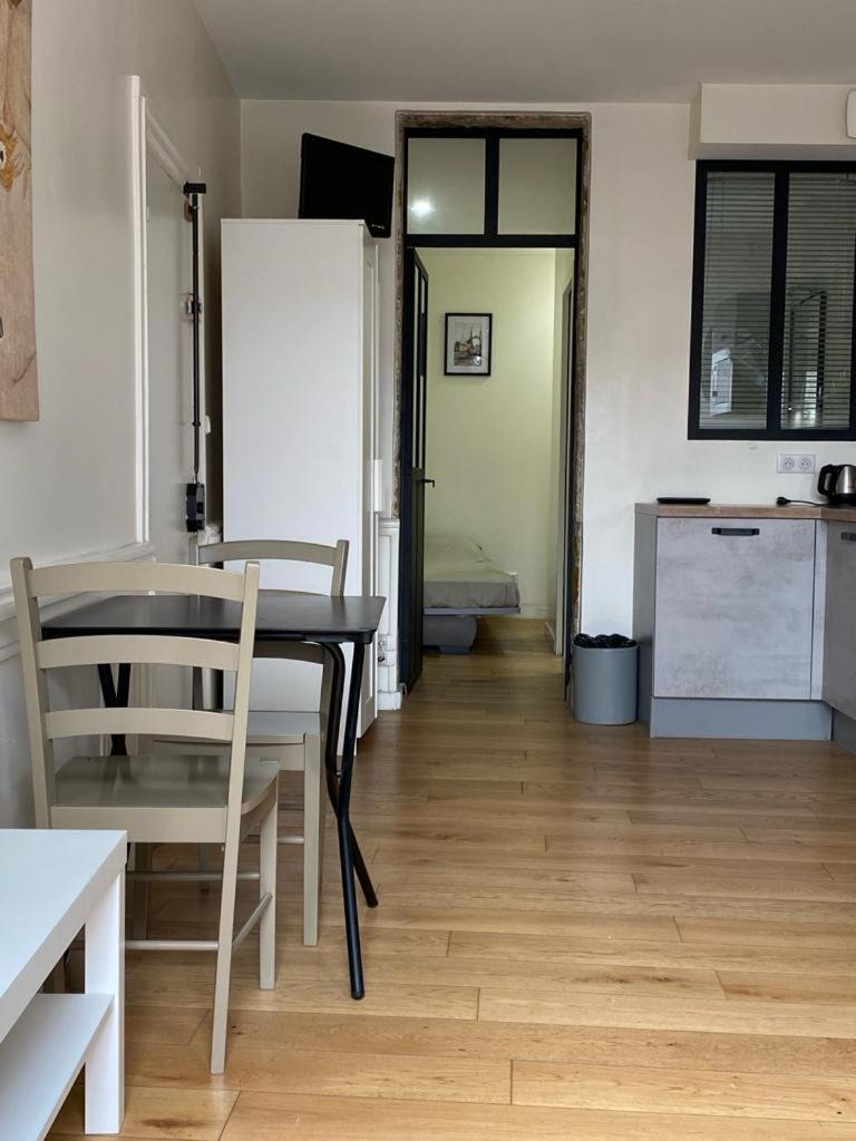 Lyon Standing Historic City Apartment Eksteriør bilde