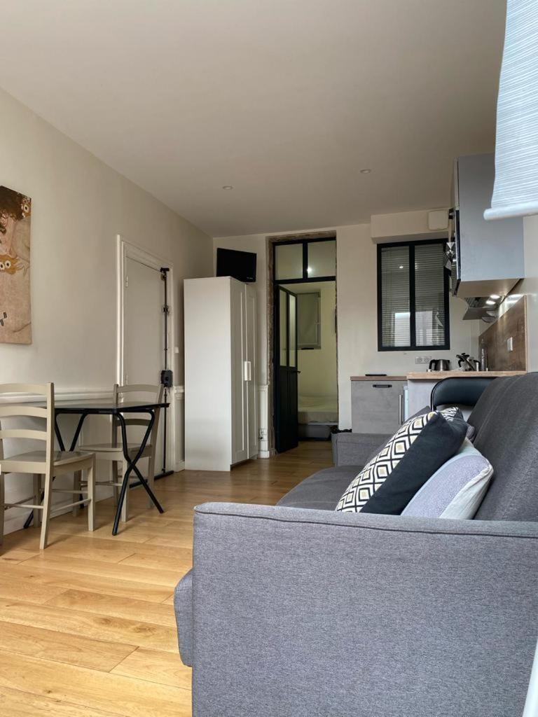 Lyon Standing Historic City Apartment Eksteriør bilde